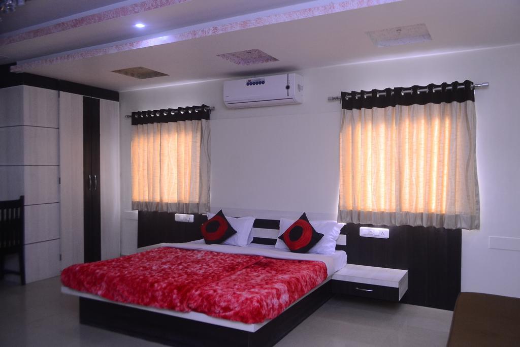 Hotel Samridhi Udaipur Room photo
